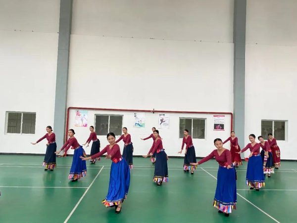 a.png 学院动态|云南经济管理学院舞蹈专业课期末考试活动 第 9 张