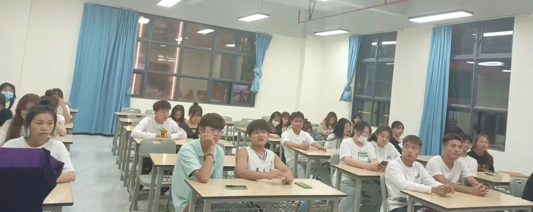 活力团支部风采展示—2021级本科音乐学班团支部 第 6 张 活力团支部风采展示—2021级本科音乐学班团支部 第 6 张