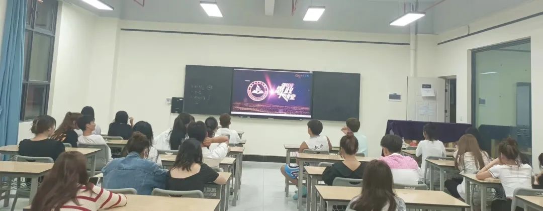 活力团支部风采展示—2021级本科音乐学班团支部 第 7 张 活力团支部风采展示—2021级本科音乐学班团支部 第 7 张
