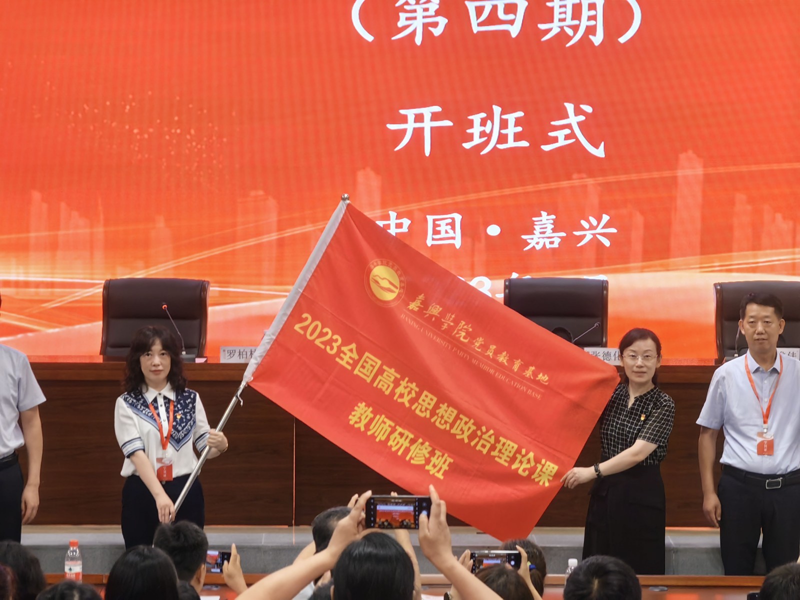 图片7.jpg 图片7.jpg