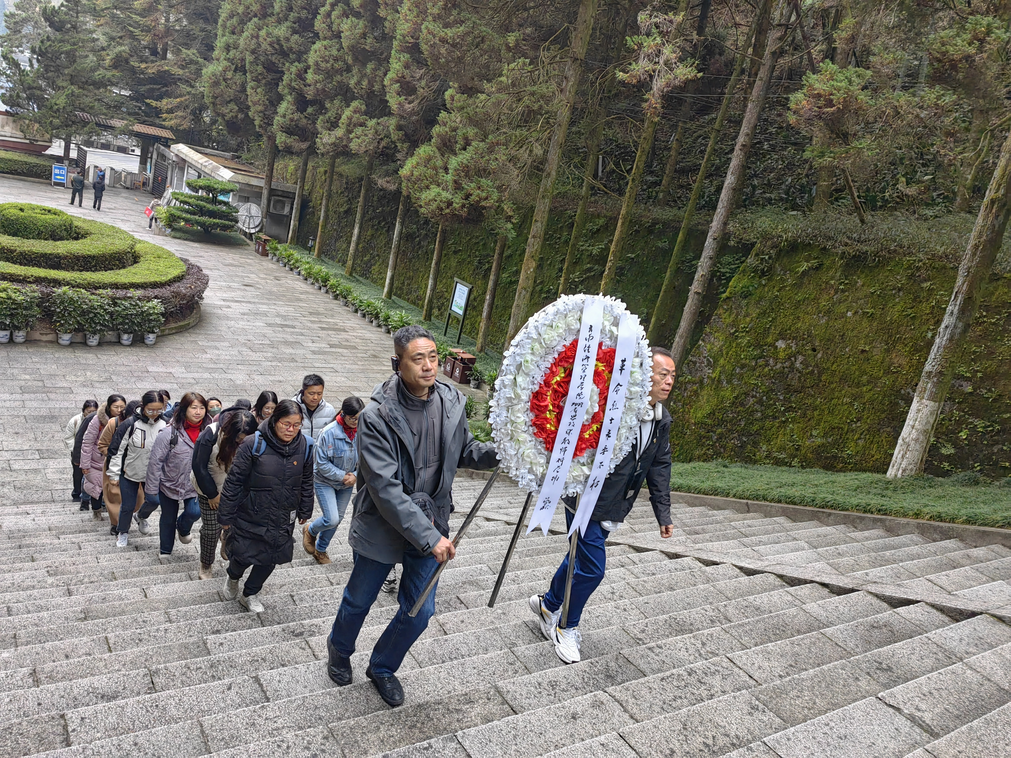 追红色历史,忆峥嵘井冈 ——以学促干|井冈山实践研修活动 第 2 张 追红色历史,忆峥嵘井冈 ——以学促干|井冈山实践研修活动 第 2 张