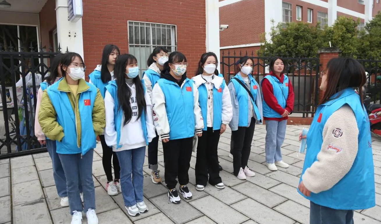 屏幕截图 2023-07-28 095109.png 屏幕截图 2023-07-28 095109.png