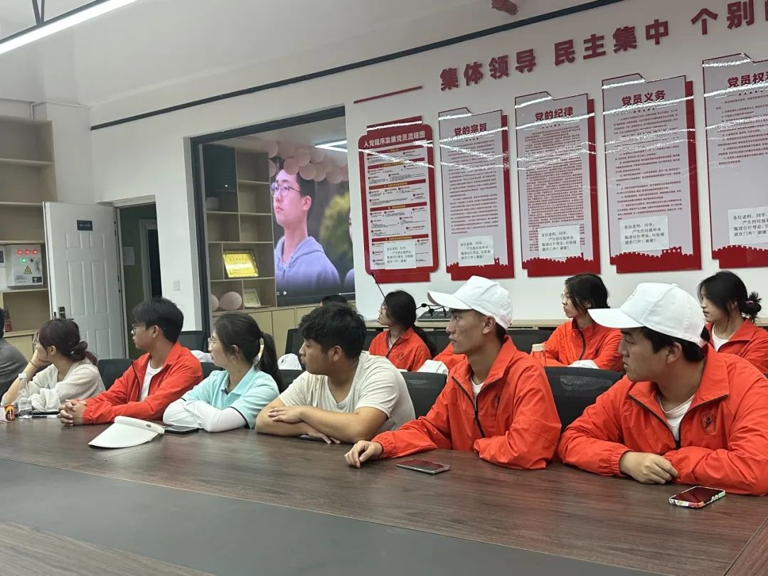 【创美艺传】坚定理想信念 把牢青春航向 | 艺传青年深入学习中国共产主义青年团第十九次全国代表大会精神 第 3 张 【创美艺传】坚定理想信念 把牢青春航向 | 艺传青年深入学习中国共产主义青年团第十九次全国代表大会精神 第 3 张