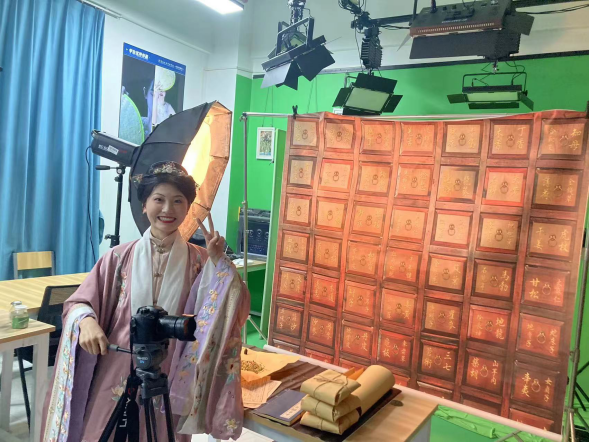 微信图片_20231205001143.png 微信图片_20231205001143.png