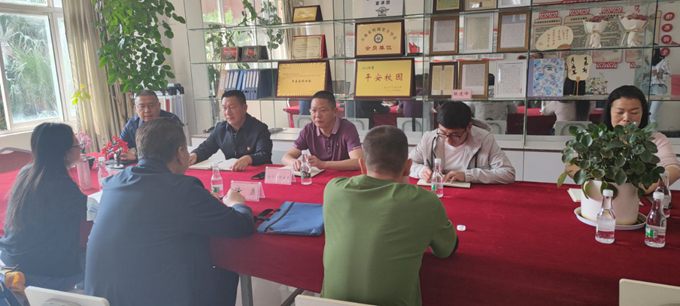 图一 王鹏辉处长做汇报_副本.jpg 图一 王鹏辉处长做汇报_副本.jpg