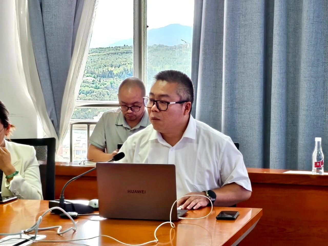 齐心协力 共绘发展|我校召开2024年学风、教风建设工作研讨会 第 4 张 齐心协力 共绘发展|我校召开2024年学风、教风建设工作研讨会 第 4 张