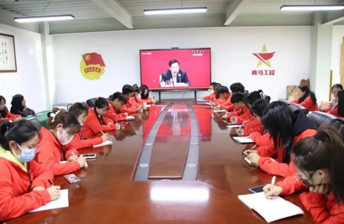 喜报+1!云经管“一站式”学生社区获全国优秀案例 第 8 张 喜报+1!云经管“一站式”学生社区获全国优秀案例 第 8 张