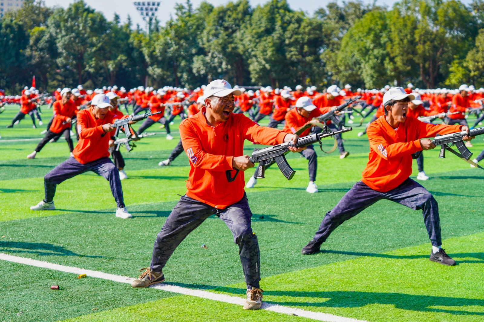 云经管2024级新生开学典礼暨军事课结课仪式隆重举行 第 13 张 云经管2024级新生开学典礼暨军事课结课仪式隆重举行 第 13 张