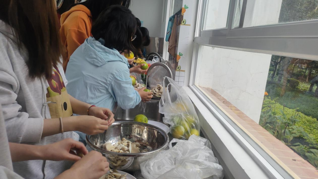 一站式学生社区 | “荟”聚青春,共享“食”光 智慧社区开展美食汇活动 第三弹 第 2 张 一站式学生社区 | “荟”聚青春,共享“食”光 智慧社区开展美食汇活动 第三弹 第 2 张