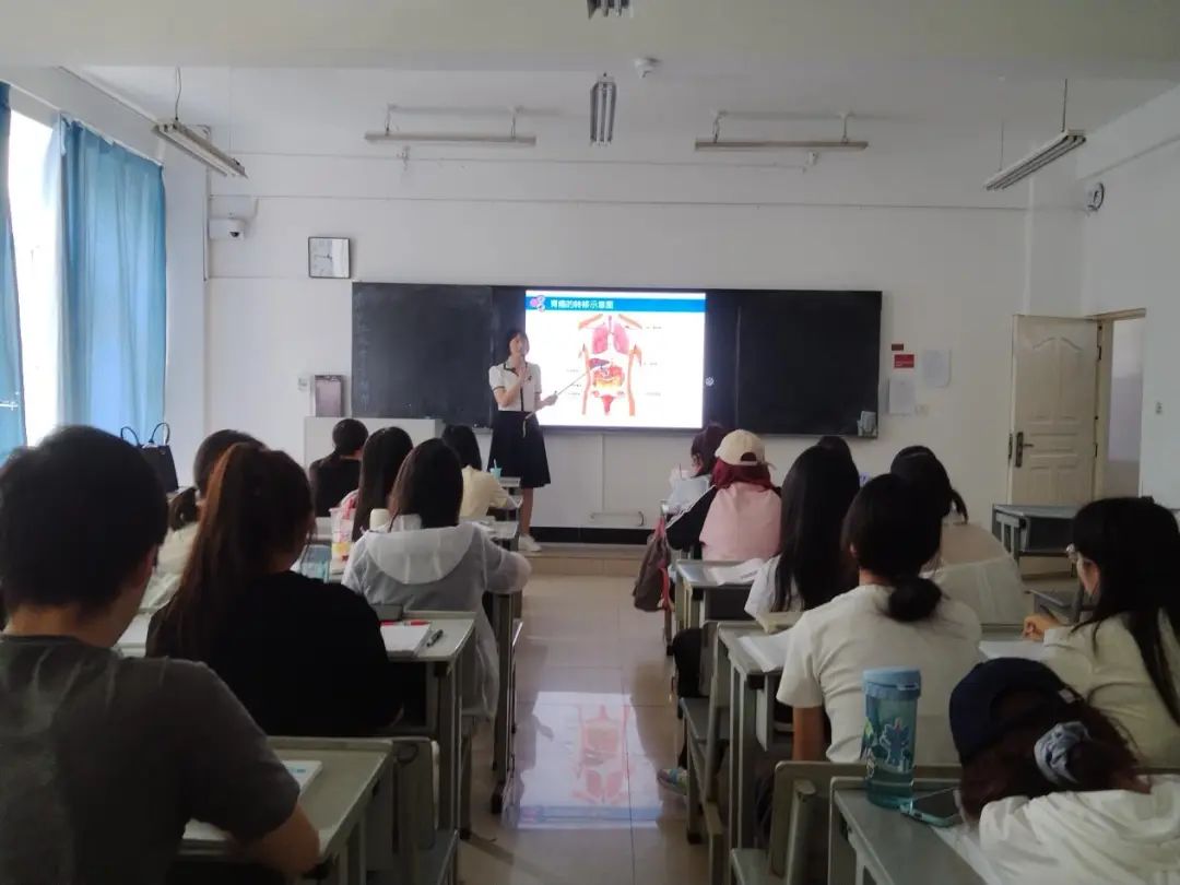 病理学示范课:服务本科评估,深化教学改革,提升医学教育质量 第 2 张 病理学示范课:服务本科评估,深化教学改革,提升医学教育质量 第 2 张