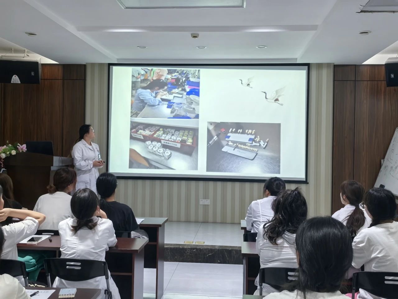匠心筑梦,实践启航—口腔医学技术专业开展暑期社会实践活动 第 13 张 匠心筑梦,实践启航—口腔医学技术专业开展暑期社会实践活动 第 13 张