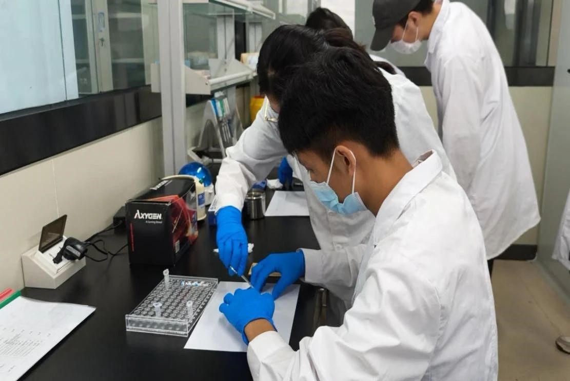 探索医学奥秘,检验筑就未来——医学检验系开展2024年大学生暑期社会实践活动 第 4 张 探索医学奥秘,检验筑就未来——医学检验系开展2024年大学生暑期社会实践活动 第 4 张