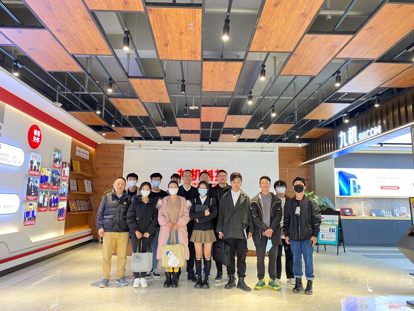 身家千万，他从云经管摆地摊开始！ 第 8 张