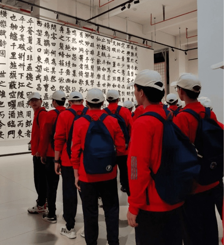 学院资讯 | 财经商贸学院组织新生参观翰文苑 第 2 张 学院资讯 | 财经商贸学院组织新生参观翰文苑 第 2 张