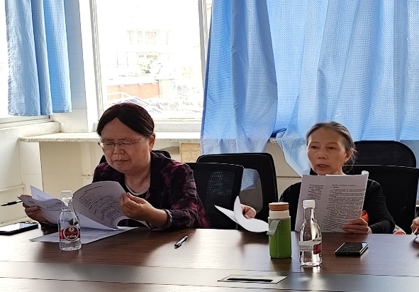 聚焦行业新需求,擘画育才新蓝图 ——2025版药学专科人才培养方案专家论证会圆满召开 第 4 张 聚焦行业新需求,擘画育才新蓝图 ——2025版药学专科人才培养方案专家论证会圆满召开 第 4 张