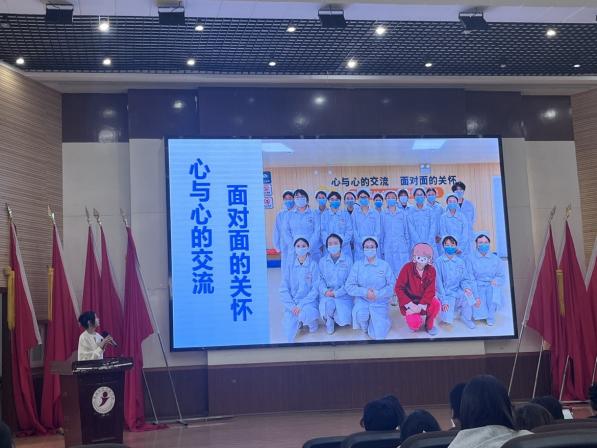 实践淬炼真知,汇报彰显成长 护理(助产)学专业学生临床护理见习圆满完成 第 7 张 实践淬炼真知,汇报彰显成长 护理(助产)学专业学生临床护理见习圆满完成 第 7 张