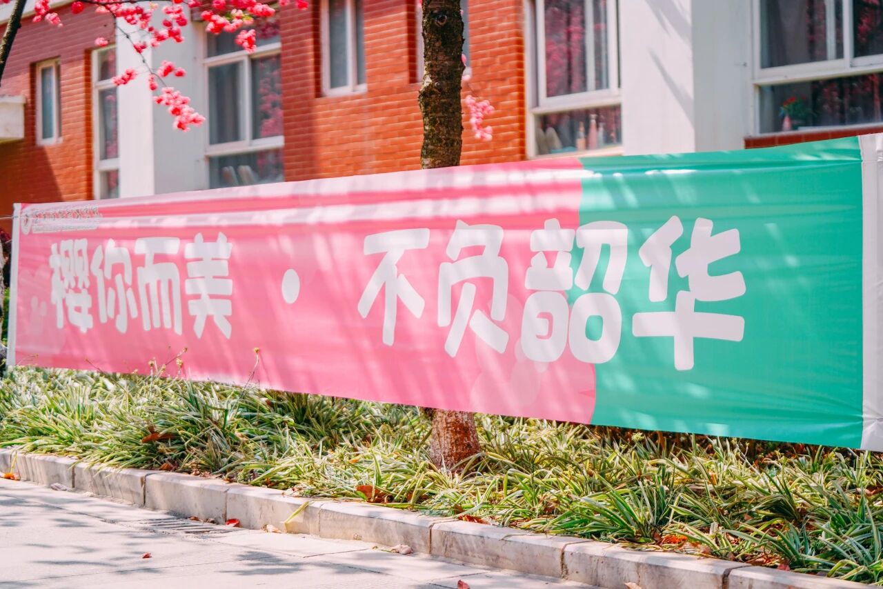 5c23a84be309cbe9152c98938d576083.jpg 5c23a84be309cbe9152c98938d576083.jpg