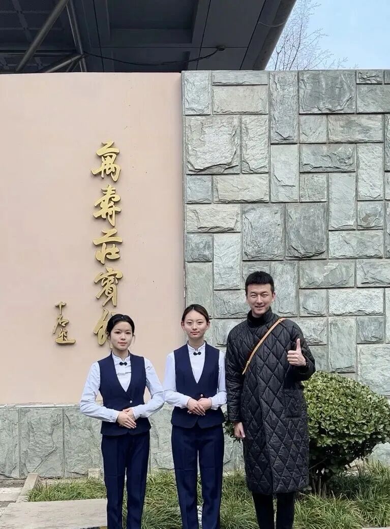 青春榜样说 | 全国两会,财经商贸学院学子在现场! 第 5 张 青春榜样说 | 全国两会,财经商贸学院学子在现场! 第 5 张