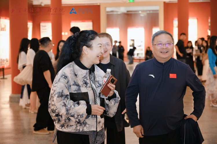 图片24.png 万象映界 艺彩绽放——云南经济管理学院艺术与传媒学院2026“万象·映界”展演今日绽放,双馆共赏艺术盛宴 第 24 张
