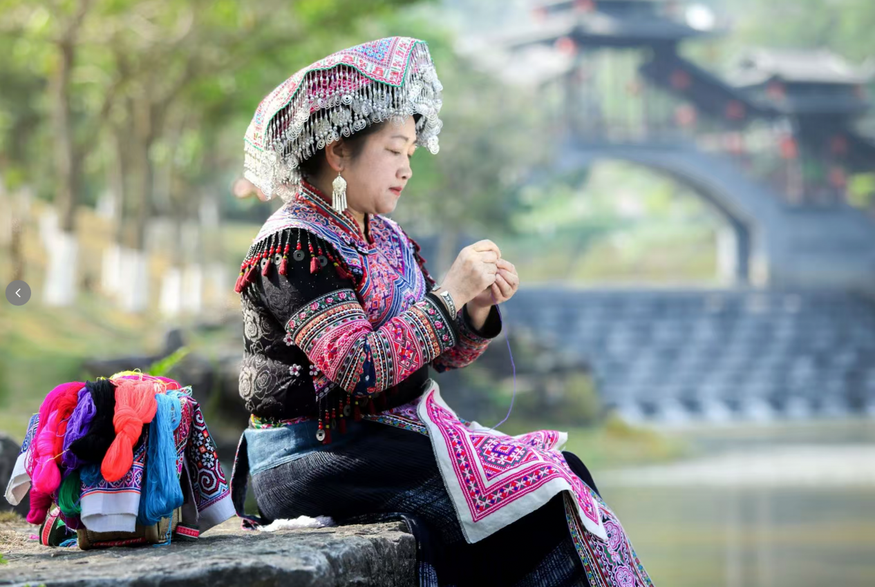 数字媒体艺术激活苗乡非遗：携手屏边县与省文联共创传播新路径 第 4 张